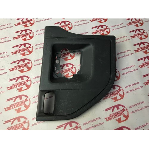 Накладка двері розсувної правої Expert / Scudo / Jumpy 2007- 1400015870